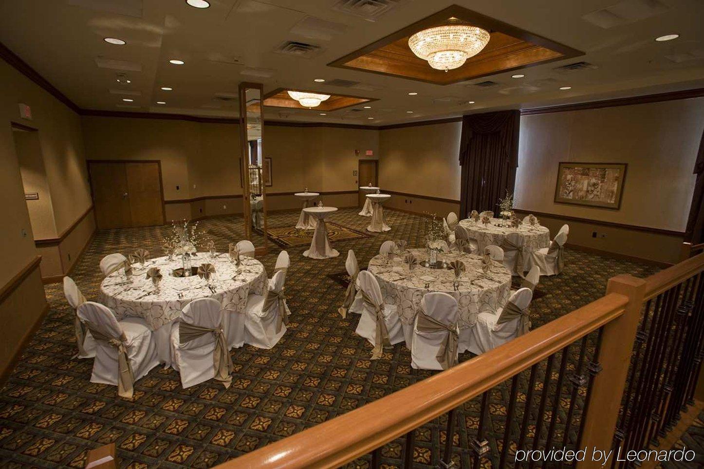 Hotel Doubletree By Hilton Milwaukee Downtown Restaurante foto